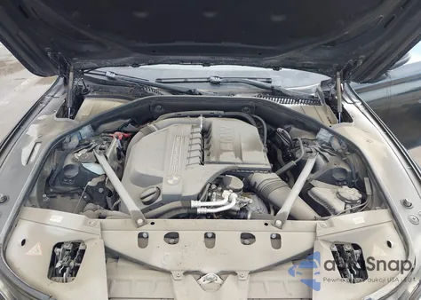 2013 BMW 740I z USA, uszkodzony, nr VIN WBAYA6C56DC995248